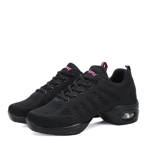 AirFlex jazz sneakers in black, pair detail