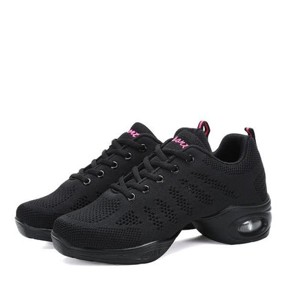 AirFlex jazz sneakers in black, pair detail