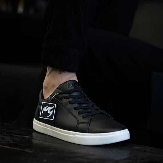 Fuego Black Low-Top Dance Sneakers
