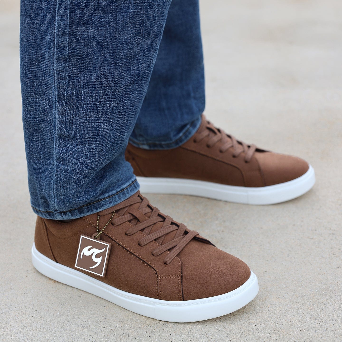 Fuego Mocha Low-Top Dance Sneakers