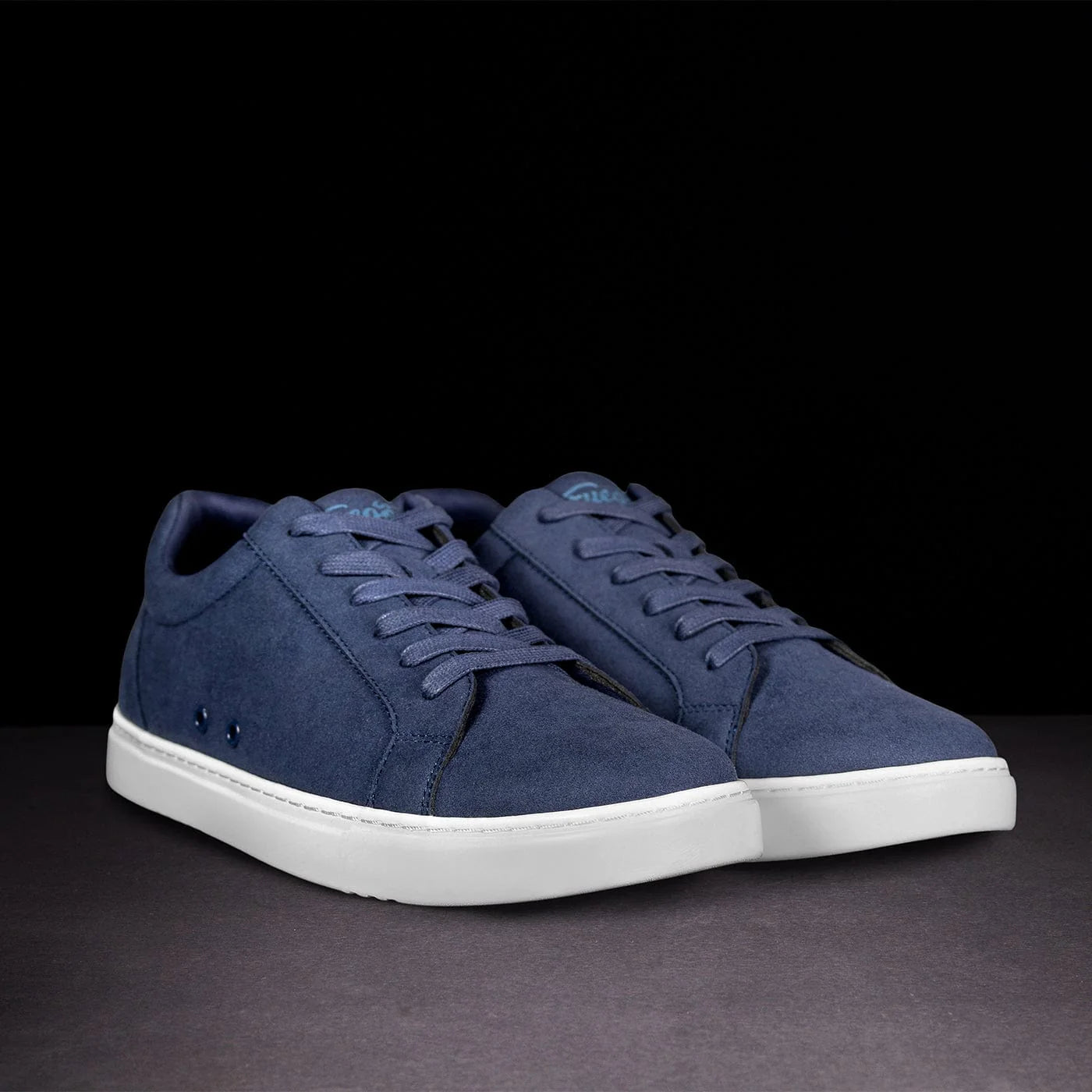 Fuego Navy Low-Top Dance Sneakers