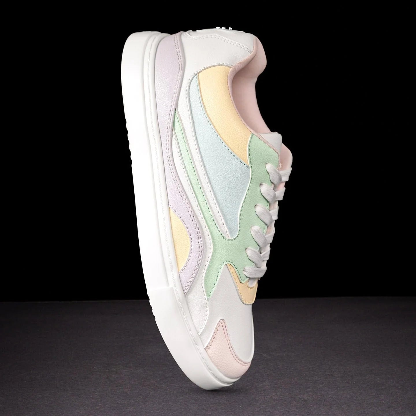 Fuego Pastel Low-Top Dance Sneakers